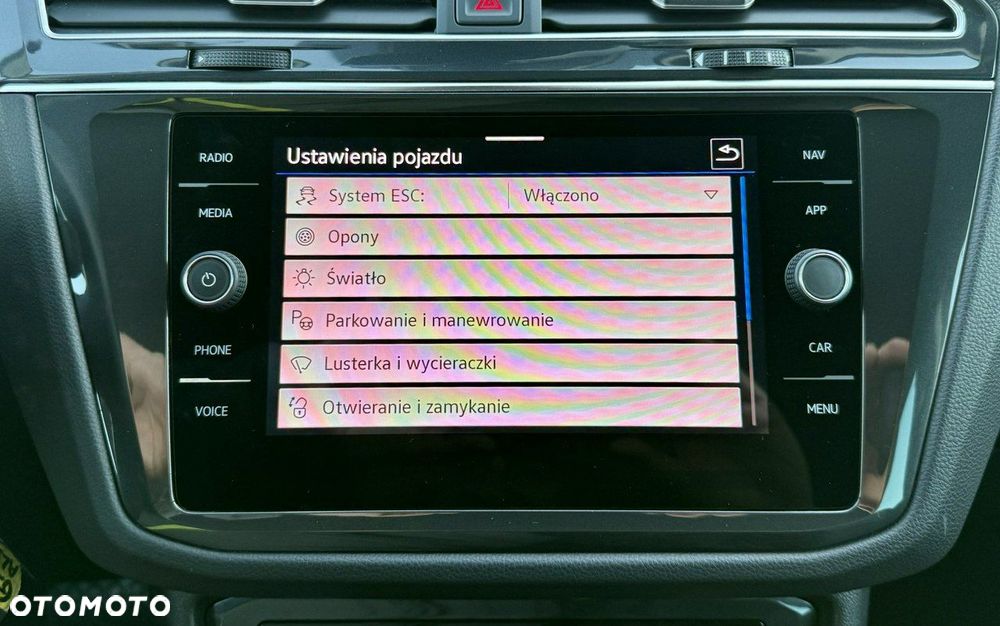 Volkswagen Tiguan 2.0 TDI BMT SCR Comfortline DSG - 24