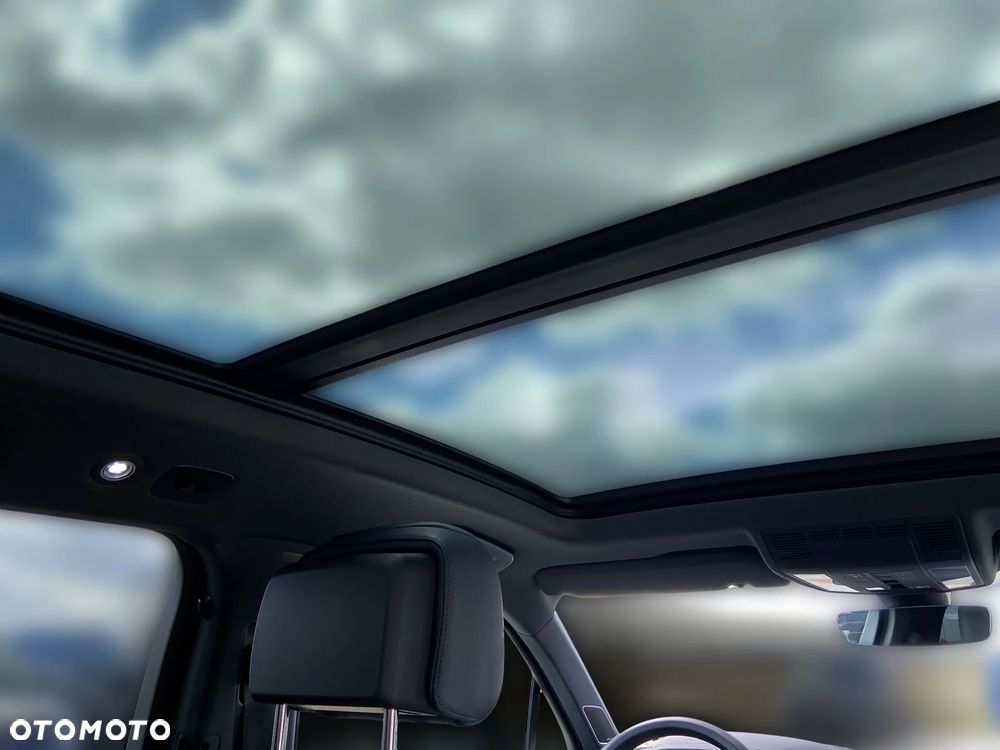Volkswagen Touareg 3.0 V6 TDI 4Motion R-Line Final Edition - 18