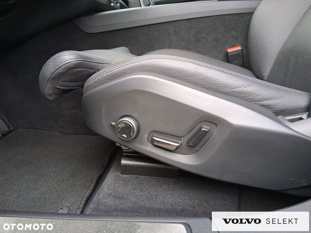 Volvo XC 60 - 13