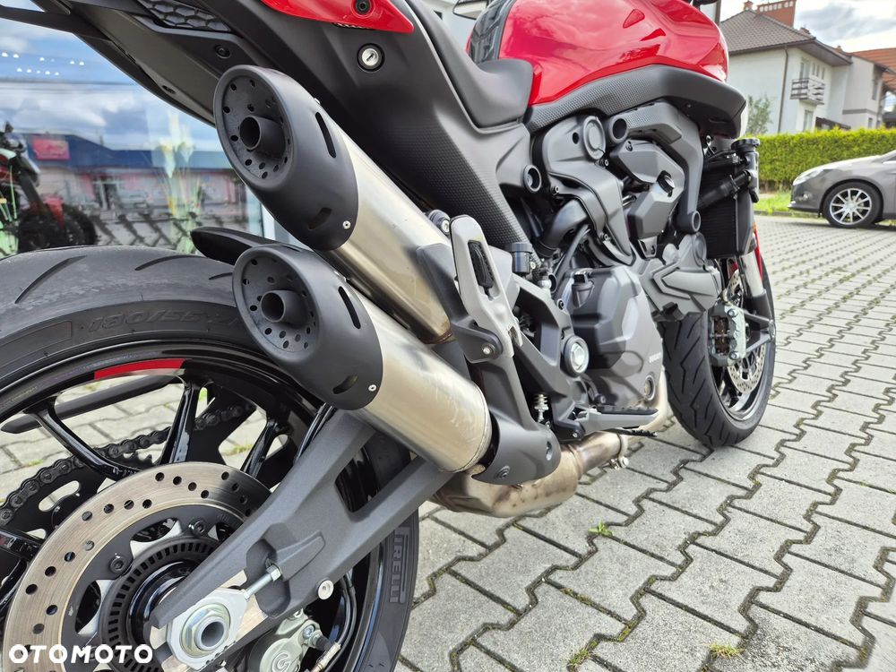 Ducati Monster - 10