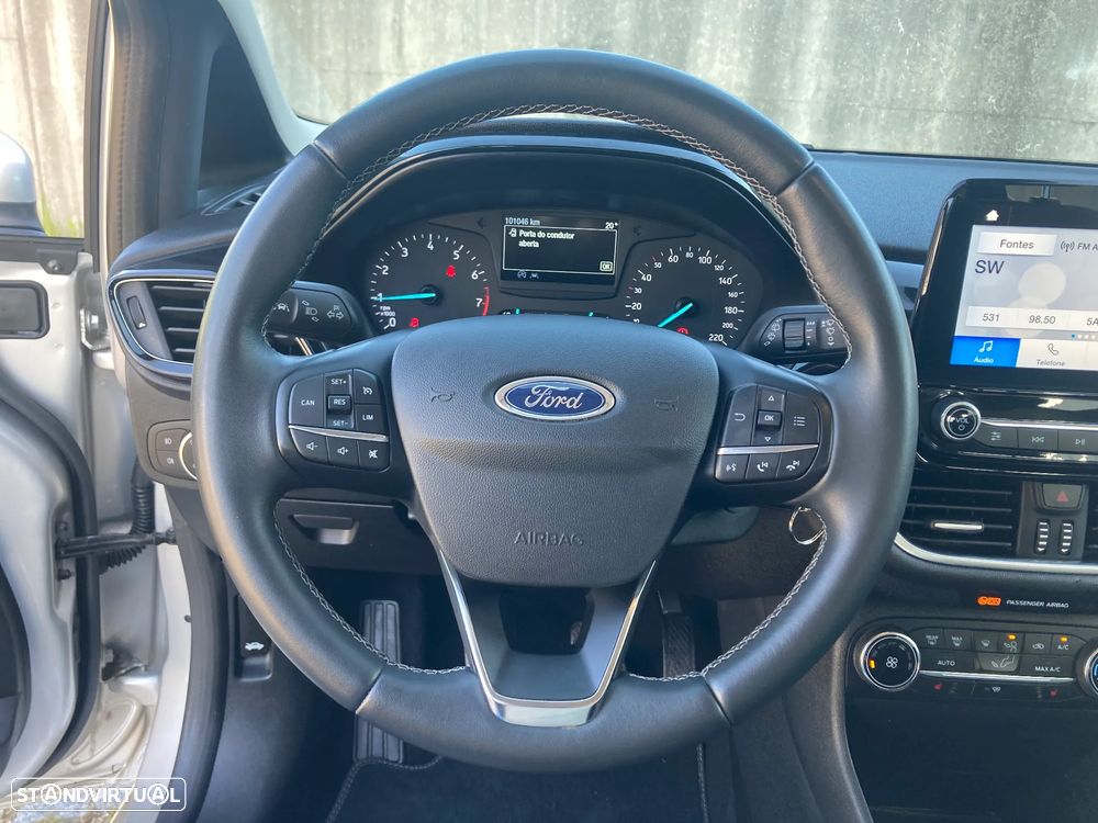 Ford Fiesta 1.0 EcoBoost S&S TITANIUM - 11