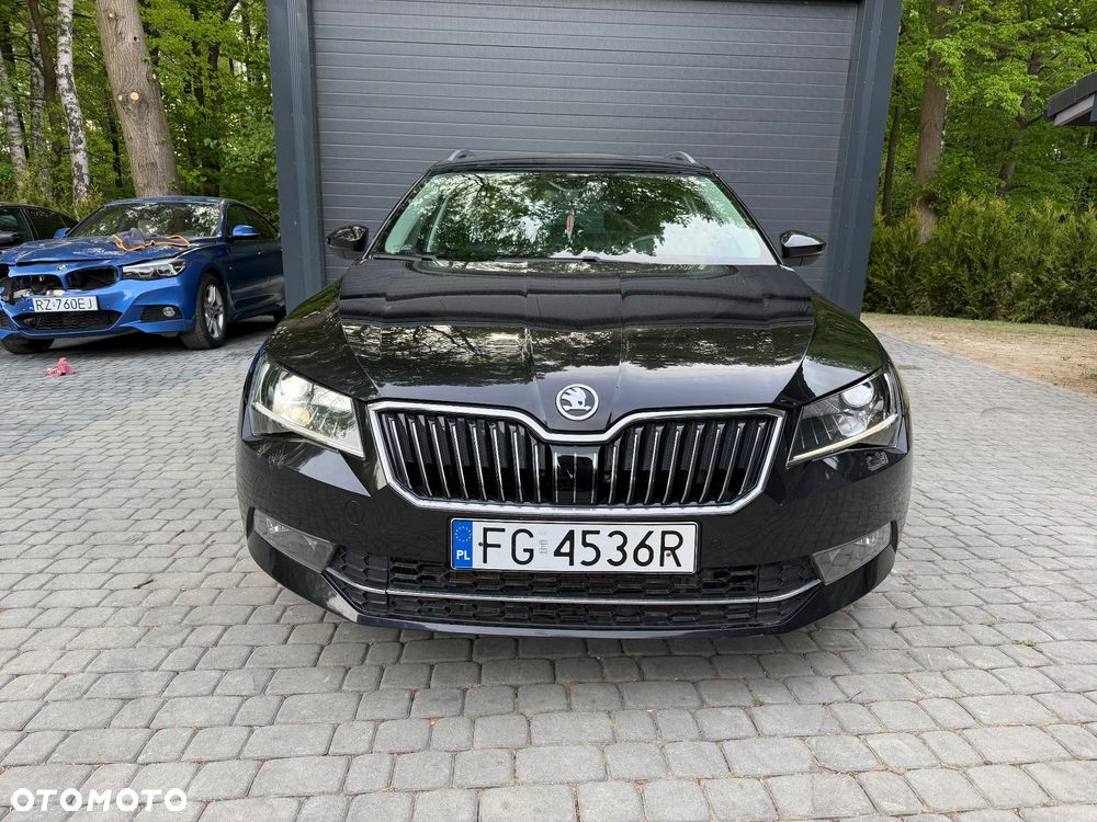 Skoda Superb 2.0 TDI 4x4 DSG Premium Edition - 13