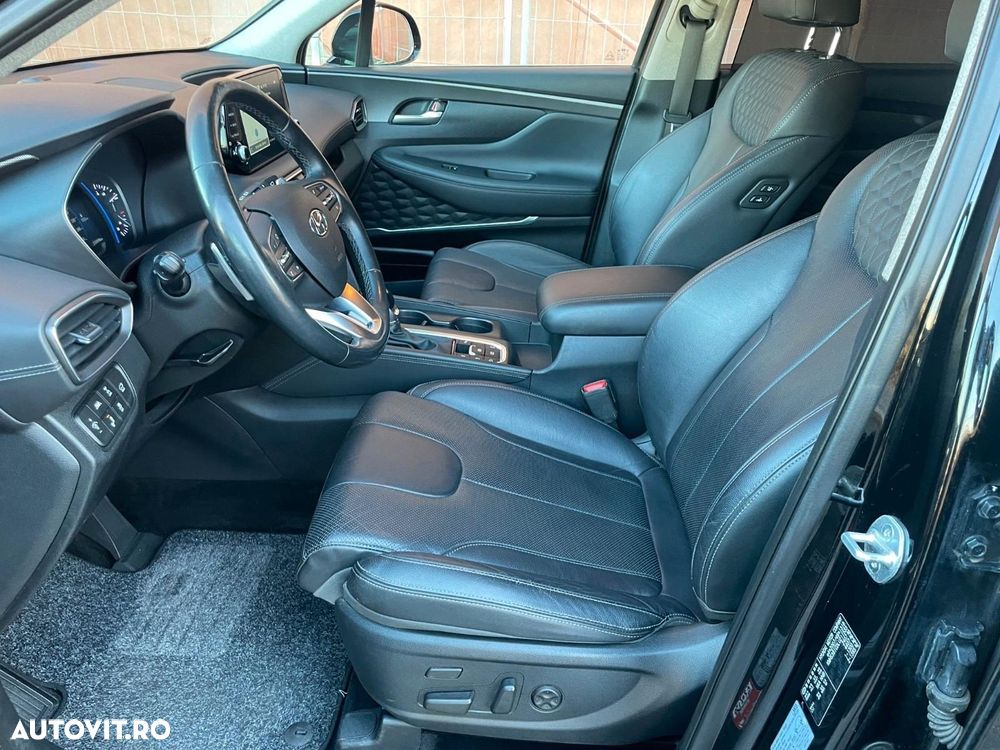 Hyundai Santa Fe 2.2 CRDi 4WD 8AT Luxury - 24