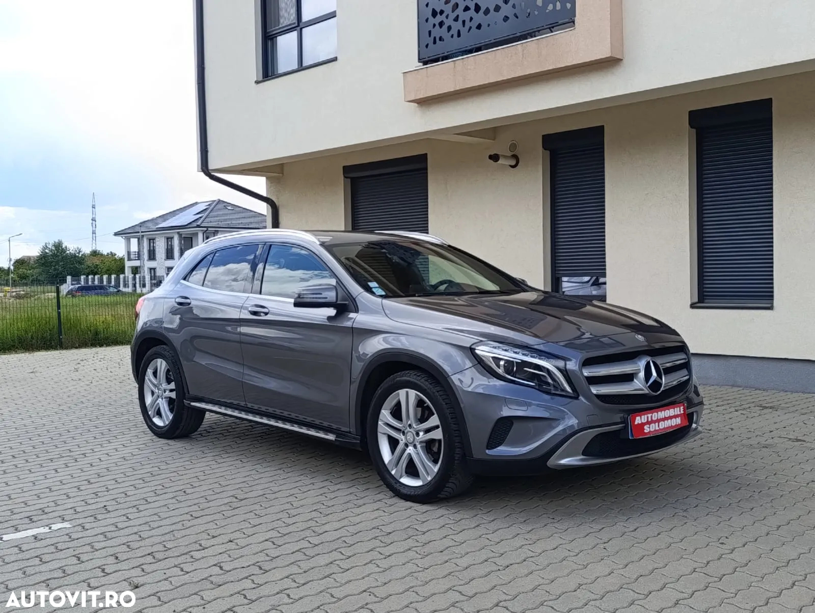 Mercedes-Benz GLA - 3