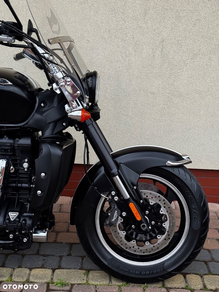 Triumph Inny - 9