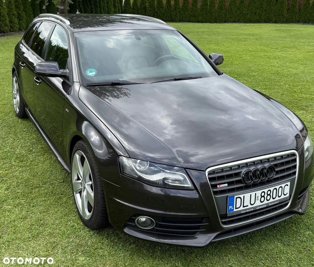 Audi A4 - 1