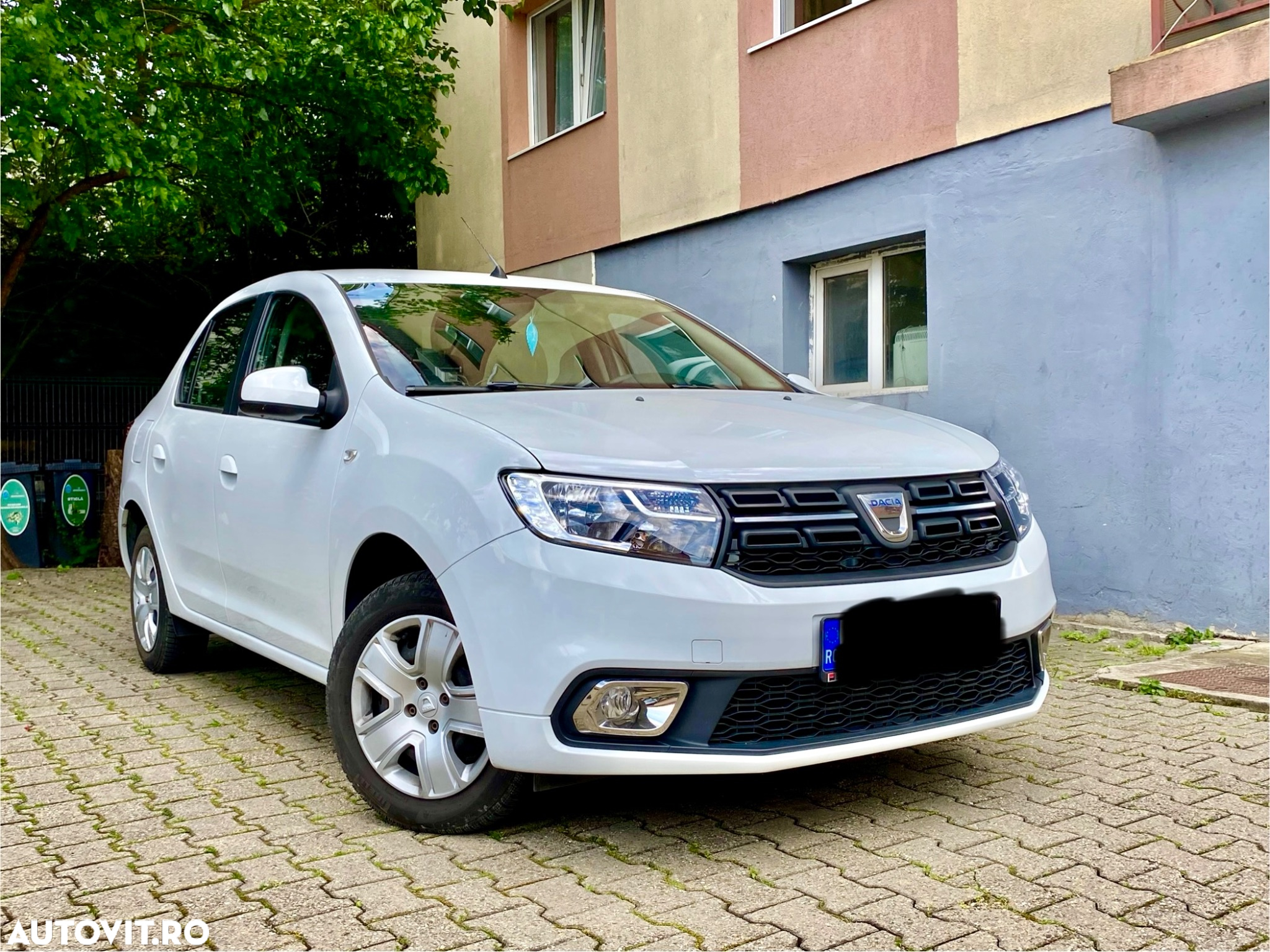 Dacia Logan 1.5 Blue dCi Laureate - 4