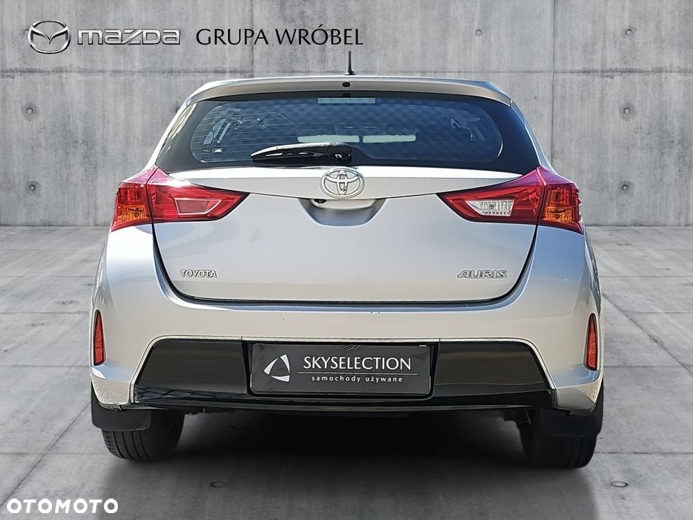 Toyota Auris 1.4 D-4D Premium - 6