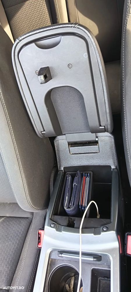 Ford Kuga 2.0 TDCi 4WD Powershift Trend - 14