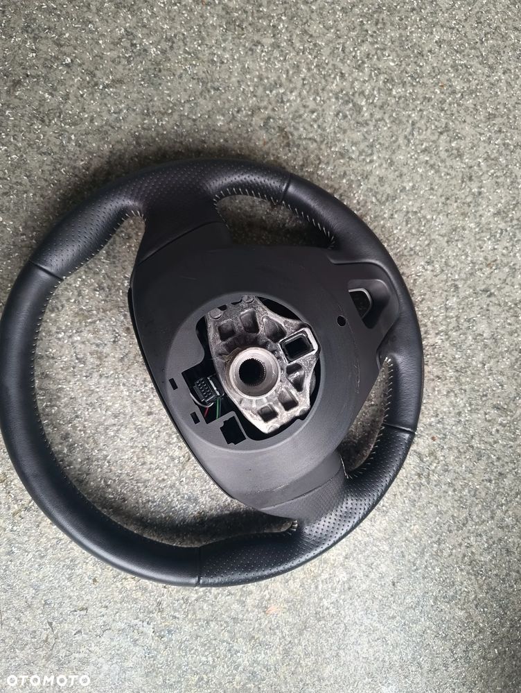 Kierownica Renault Scenic III Megane III - 11