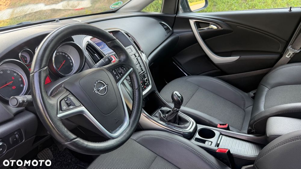 Opel Astra 1.4 Turbo - 22