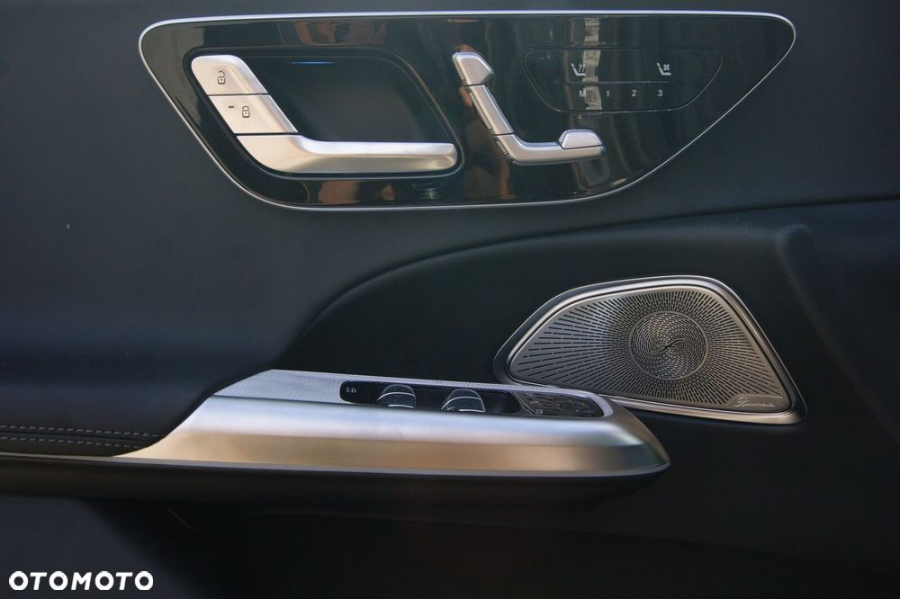 Mercedes-Benz Klasa E - 14
