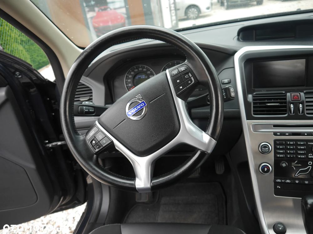 Volvo XC 60 2.4D - 9