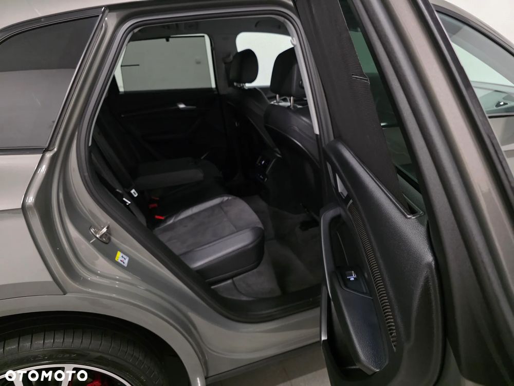 Audi Q5 40 TDI quattro S tronic S line - 32