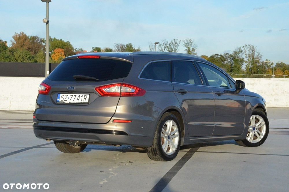 Ford Mondeo 2.0 TDCi Titanium PowerShift - 24