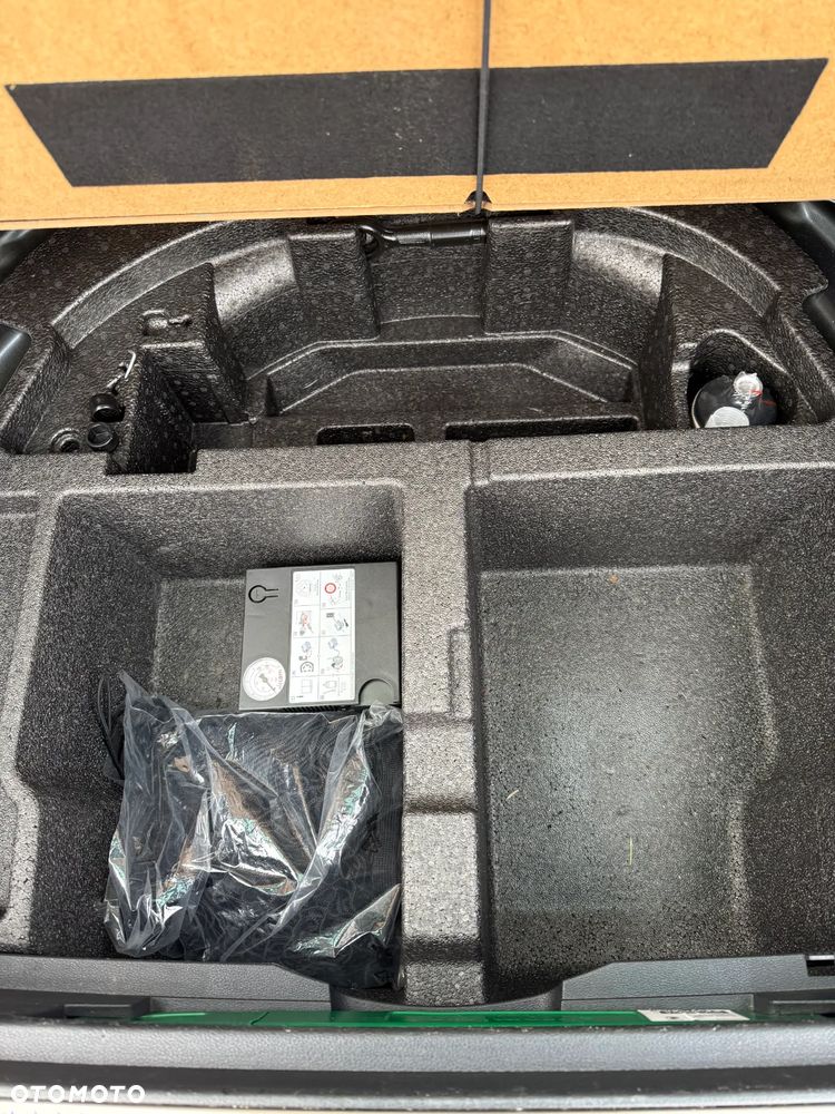 Skoda Superb 2.0 TDI Style DSG - 27