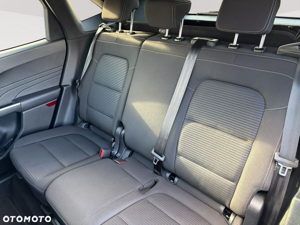 Ford Kuga - 24