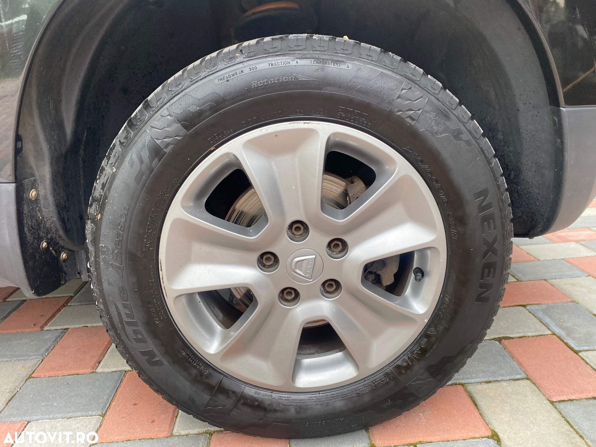 Dacia Duster 1.5 dCi 4x2 Laureate - 24