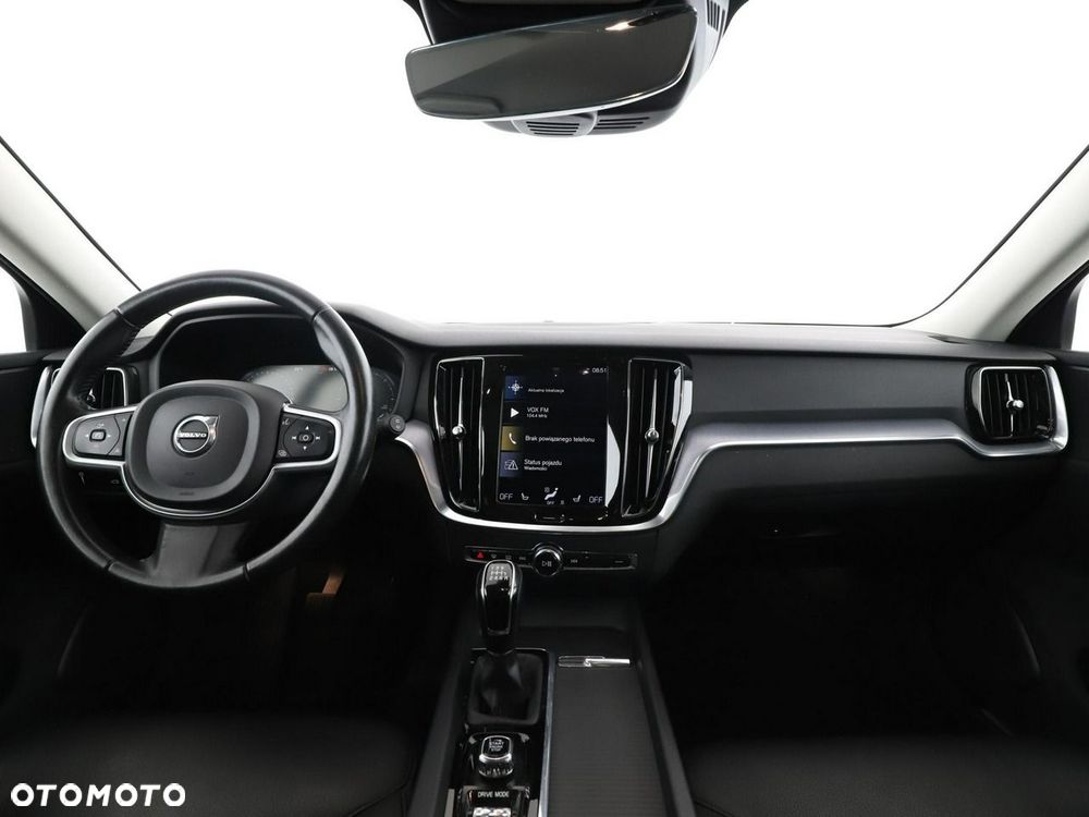 Volvo V60 D3 Momentum - 16