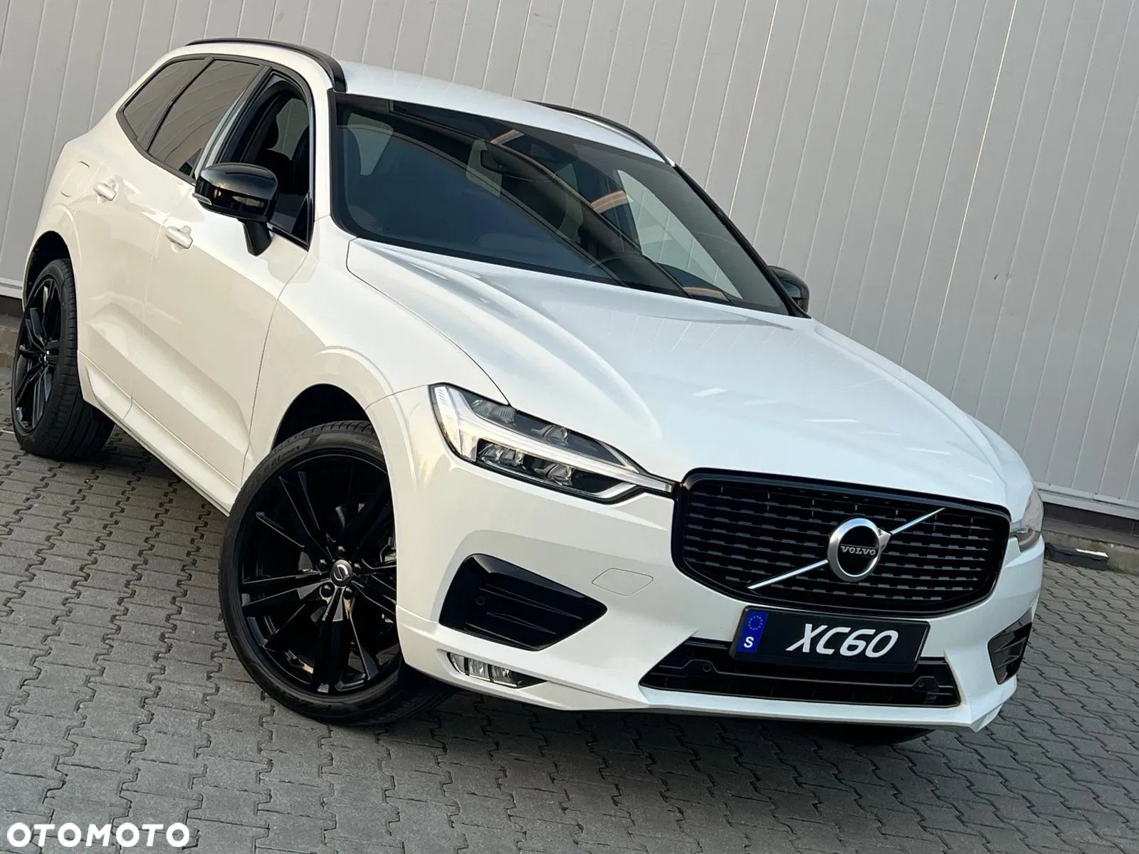 Volvo XC 60 T5 AWD R-Design - 15