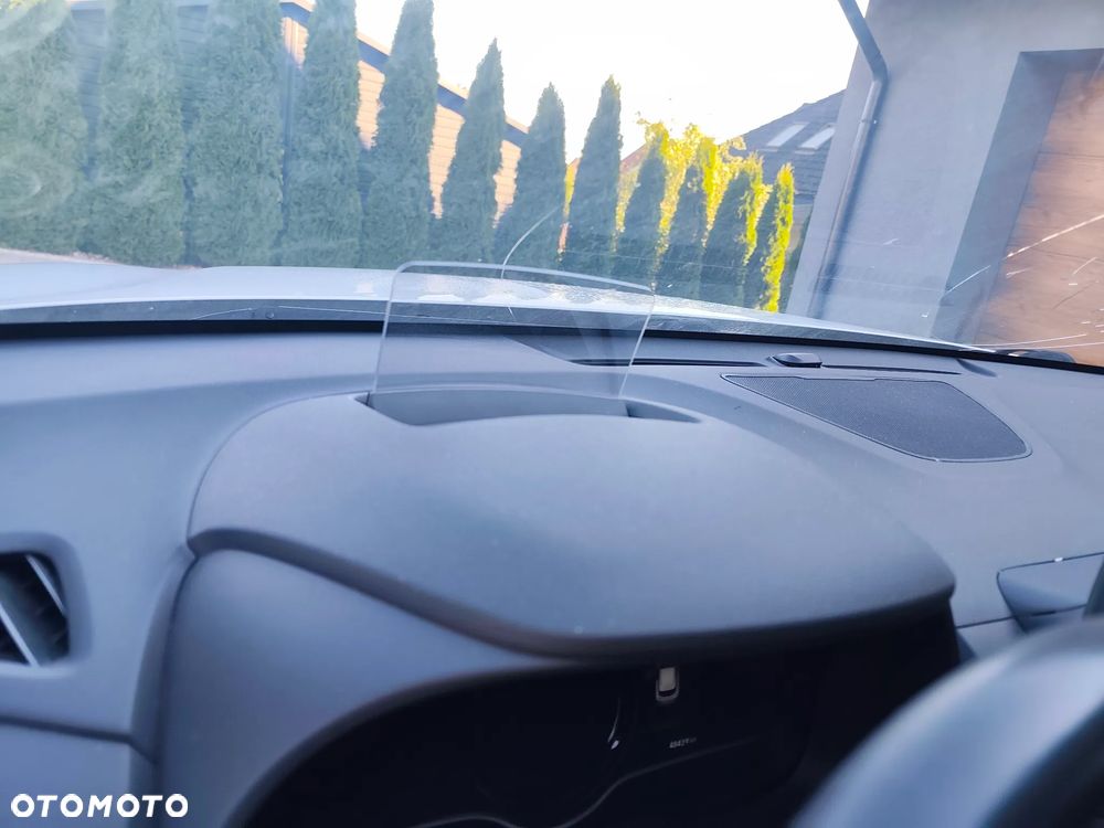 Hyundai Kona - 12