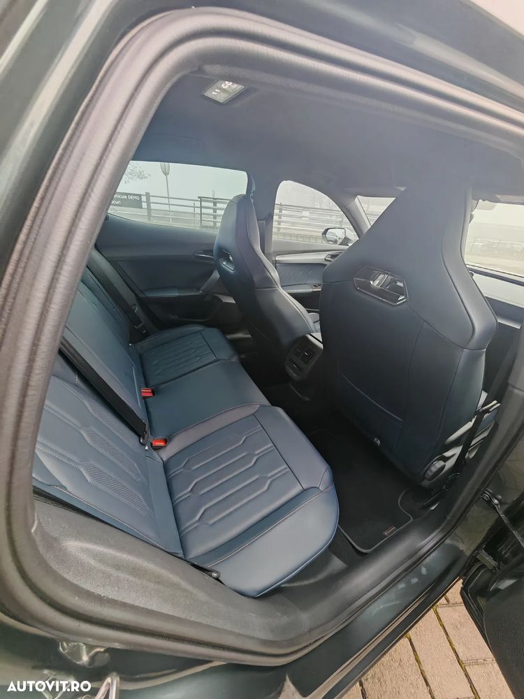 Cupra Formentor 1.4 e-HYBRID DSG Priority - 13