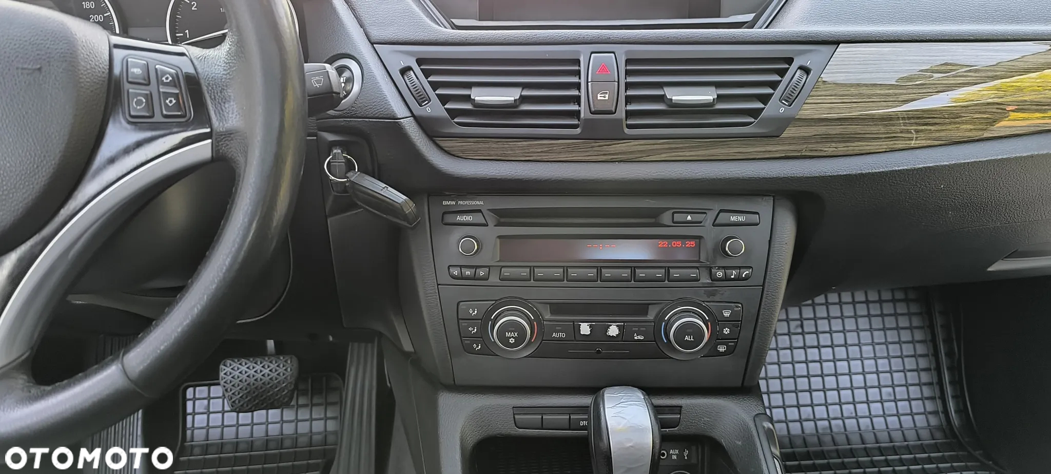 BMW X1 sDrive18i - 10