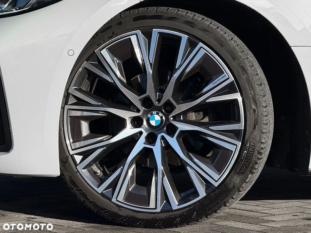 BMW Seria 4 2024 photo 2