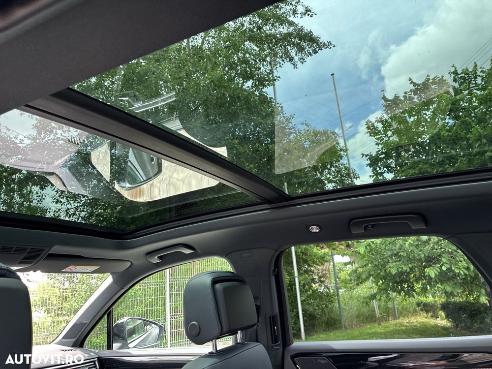 Volkswagen Touareg V6 TDI 4MOTION R-Line - 12