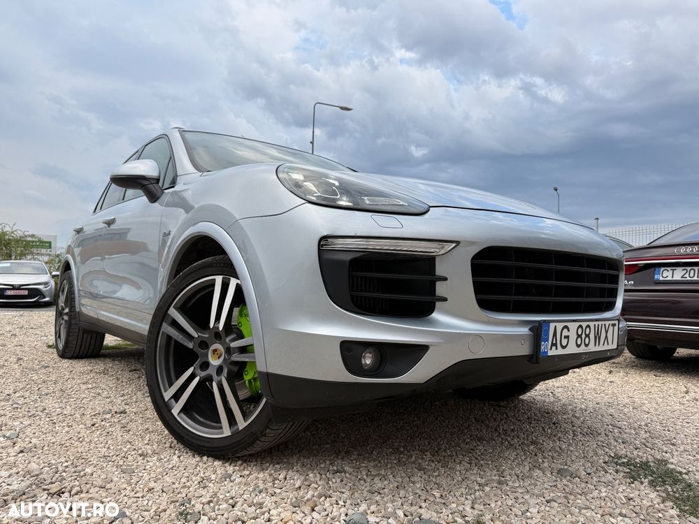 Porsche Cayenne Diesel Platinum Edition - 28