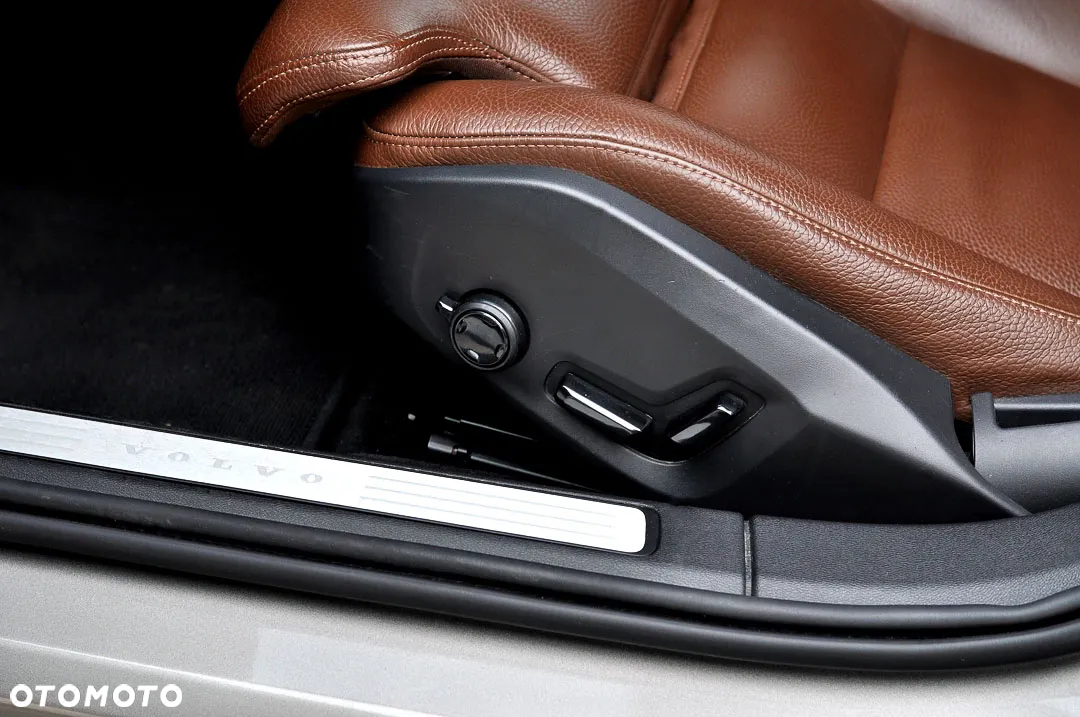 Volvo V60 B4 D Geartronic Inscription - 17