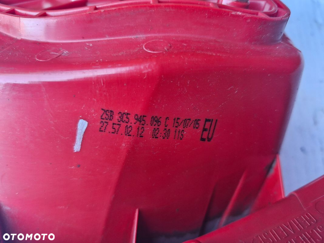 Lampa prawa tył 3C5945096C vw passat b6 sedan - 6
