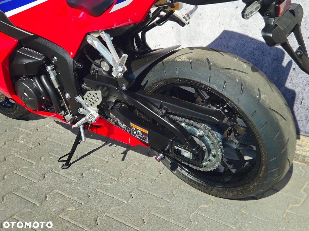Honda CBR - 16