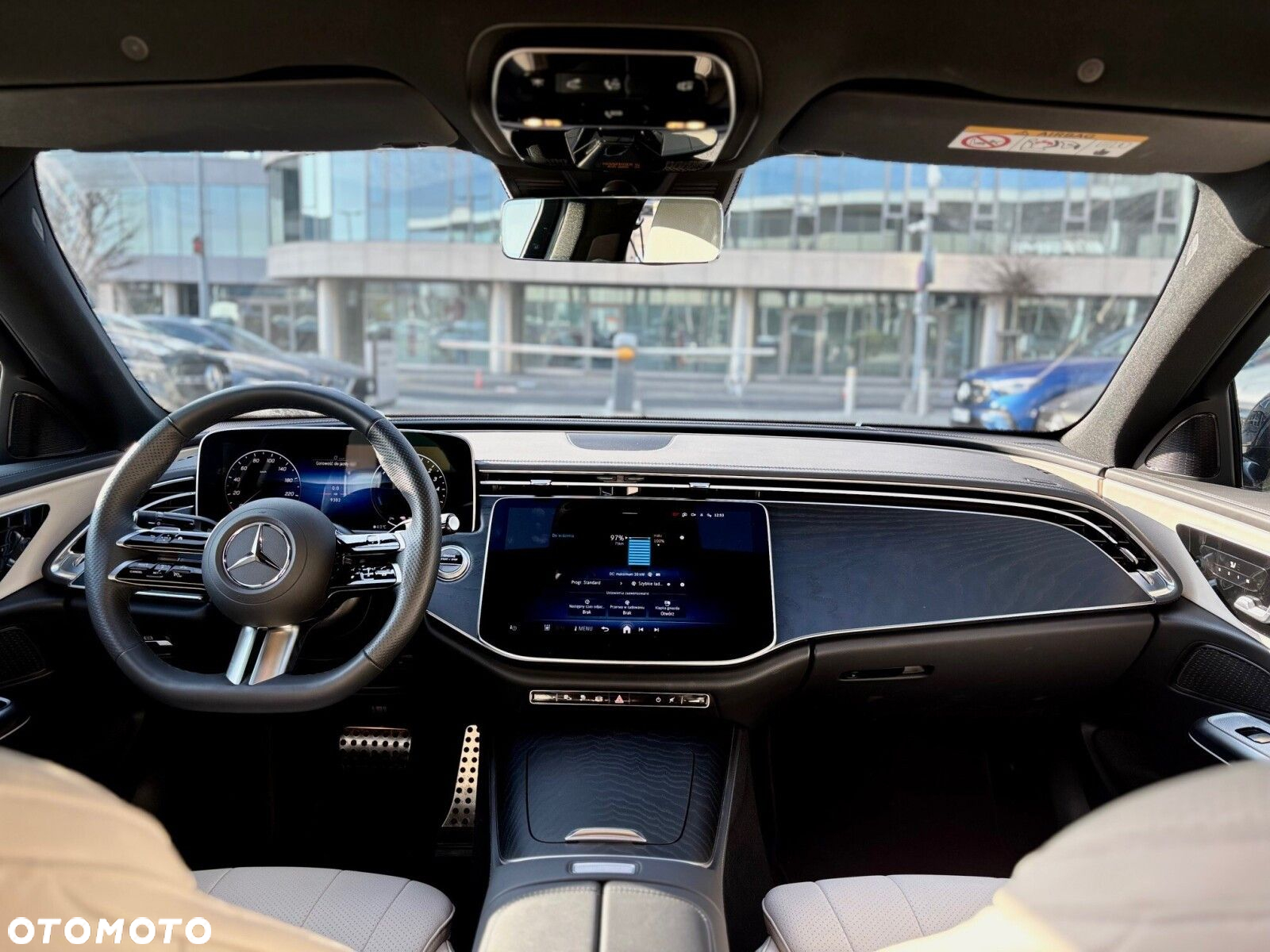 Mercedes-Benz Klasa E - 9