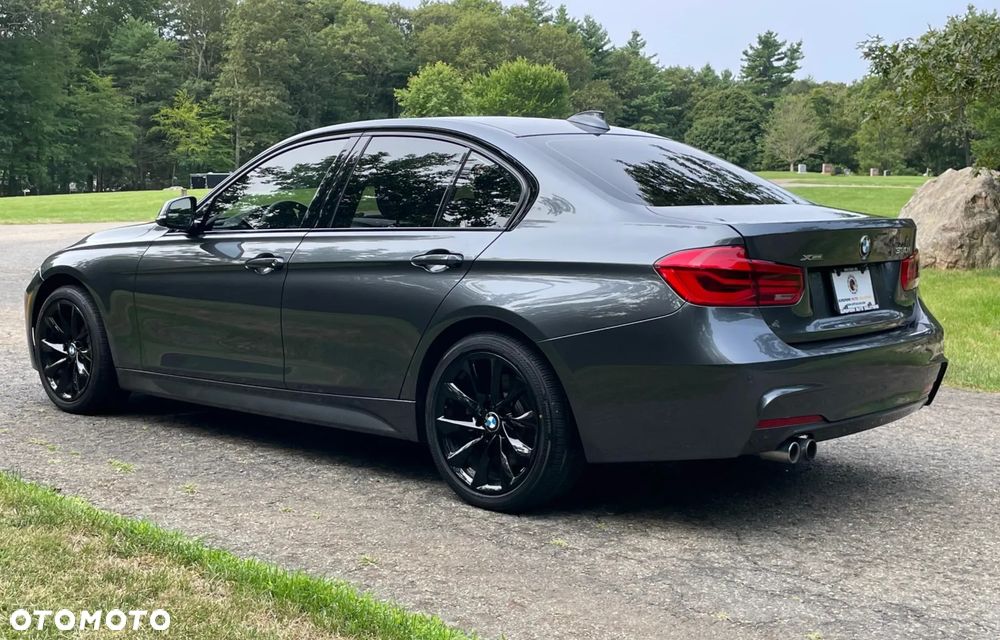 BMW Seria 3 330i xDrive Edition M Sport Shadow - 9