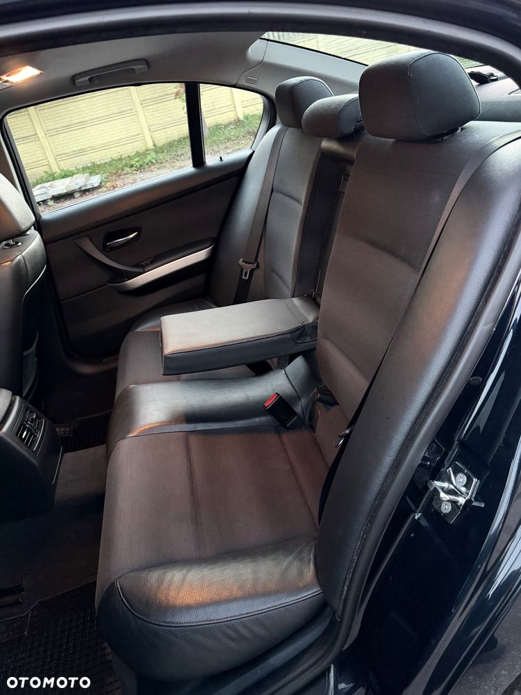 BMW Seria 3 325i - 13