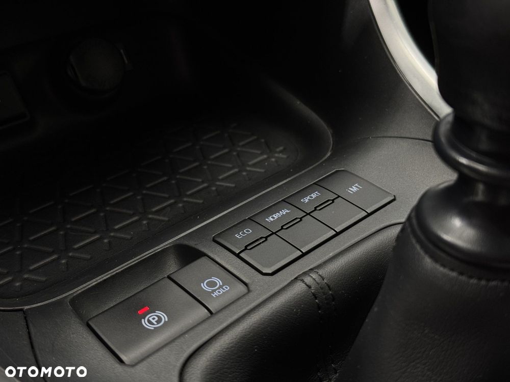 Toyota RAV4 2.0 Comfort 4x2 - 29