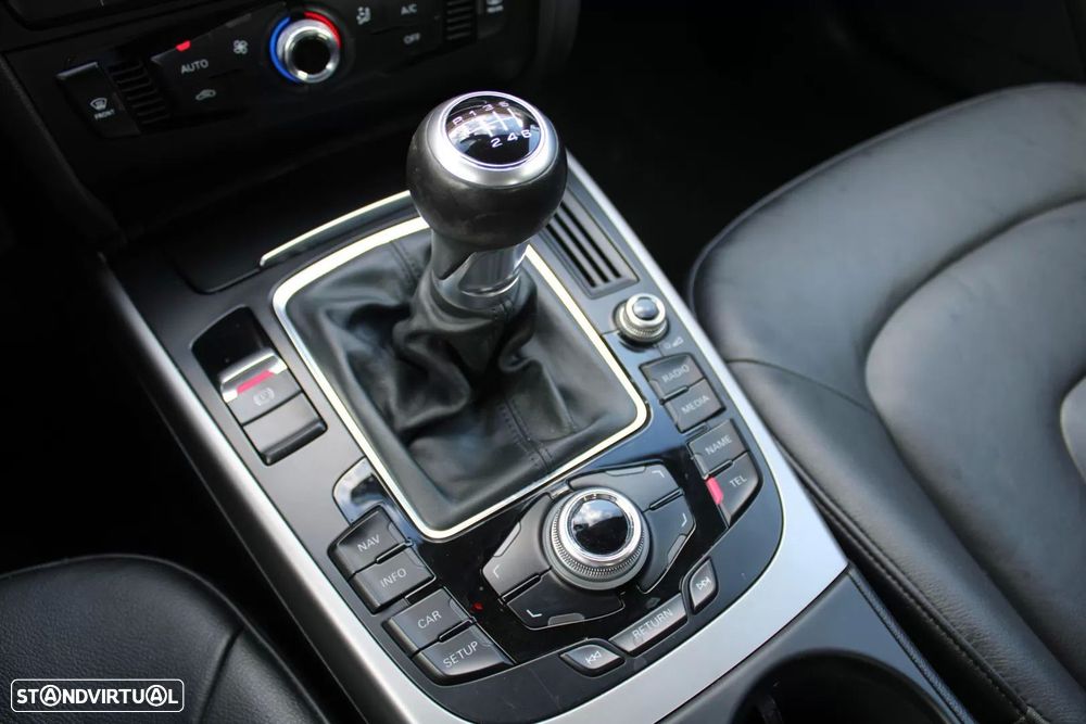 Audi A4 2.0 TDI Advance — fotografia 25