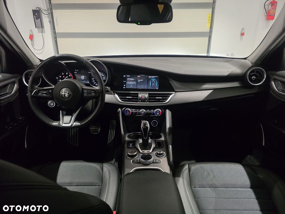 Alfa Romeo Giulia 2.0 Turbo Super - 8