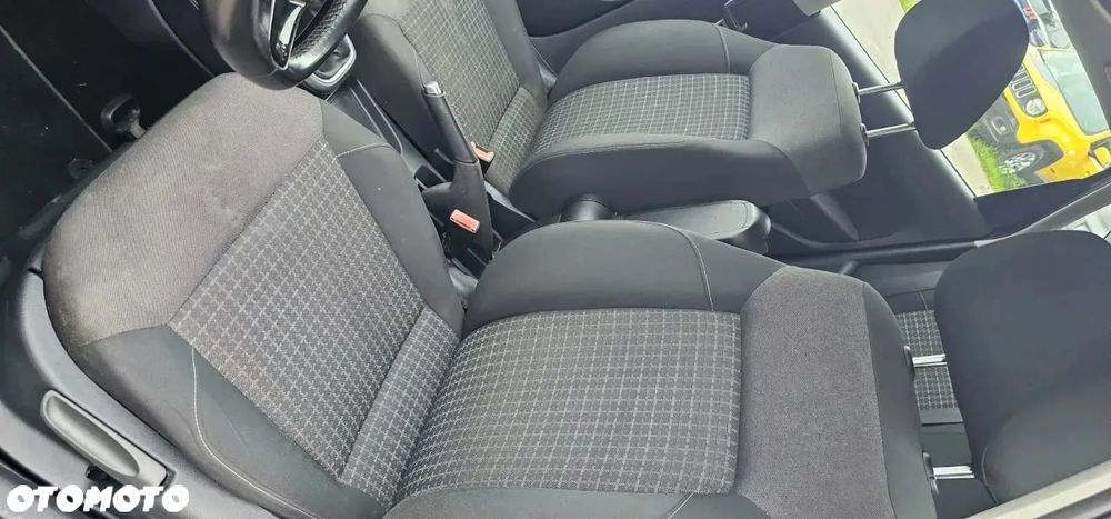 Volkswagen Polo 1.4 TDI (Blue Motion Technology) Comfortline - 12