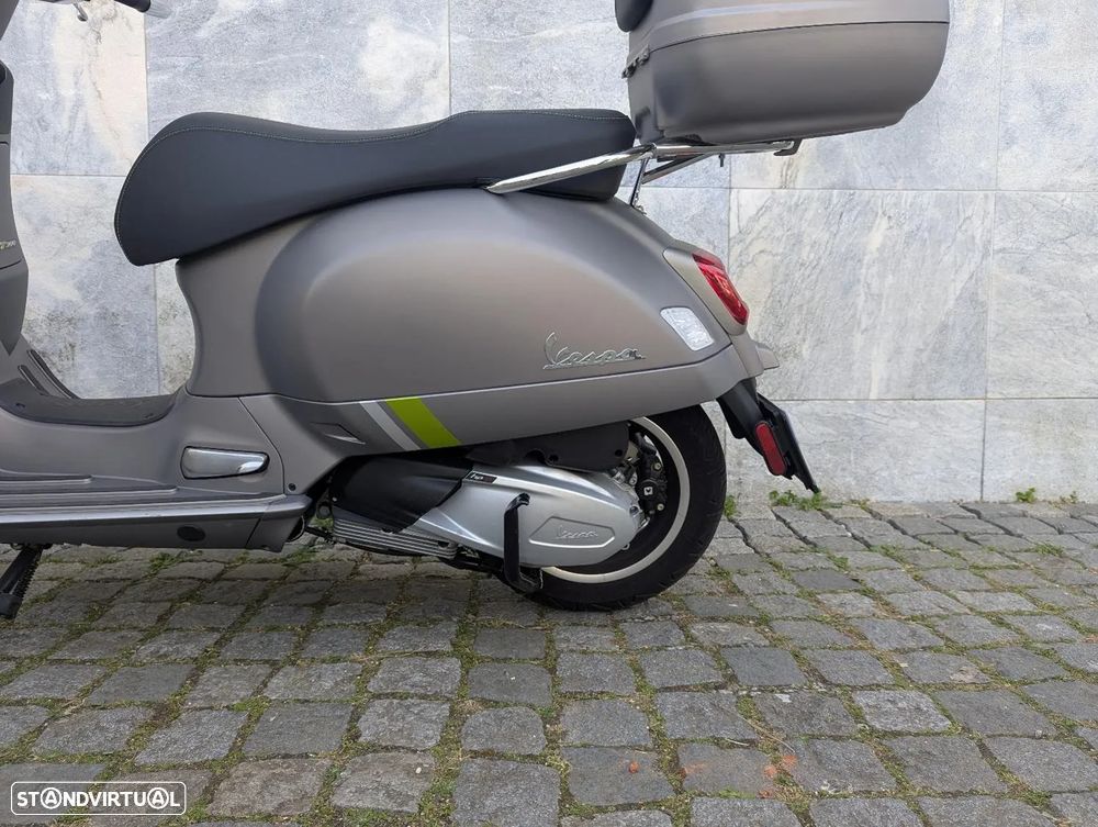Piaggio Vespa 300 GT - 3
