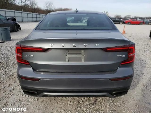 Volvo S60 - 6