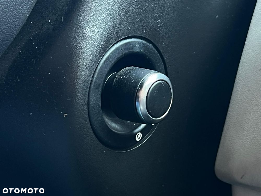 Land Rover Range Rover - 33