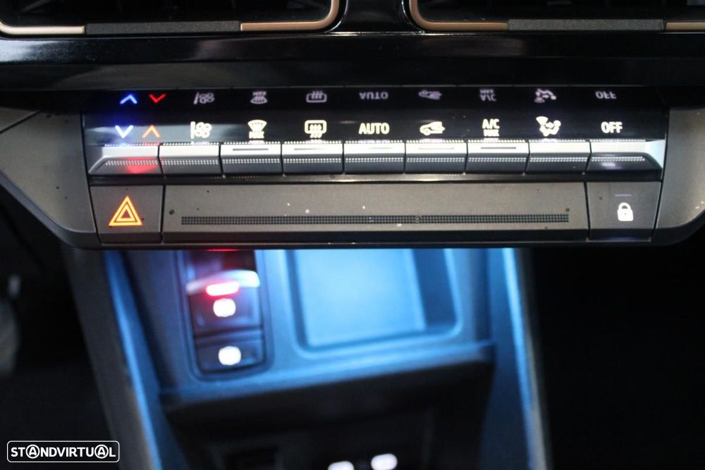 Renault 4 E-Tech 52 kWh Techno Autonomia Conforto - 23