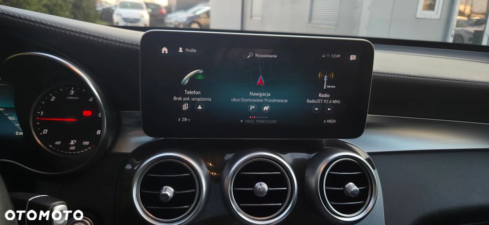 Mercedes-Benz GLC 220 d 4Matic 9G-TRONIC AMG Line - 26