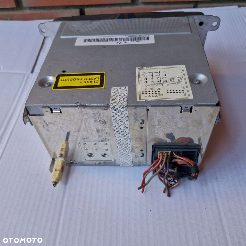 RADIOODTWARZACZ CD RADIO RCD 300 1K0035186D VW TOURAN I - 4