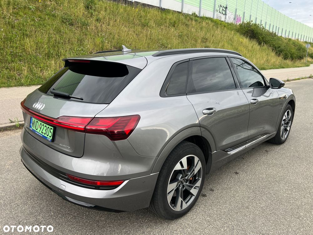 Audi e-tron 50 Quattro - 12