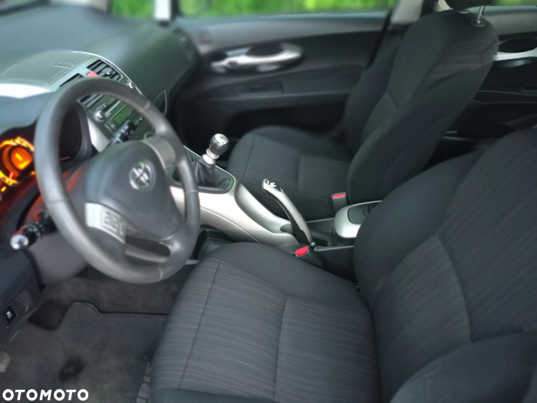 Toyota Auris 1.6 Edition - 8