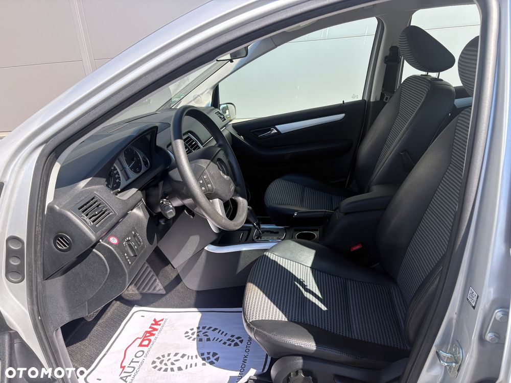 Mercedes-Benz Klasa B 150 Autotronic - 18