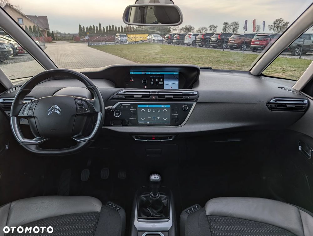 Citroën C4 Picasso PureTech 130 Stop&Start SHINE - 24